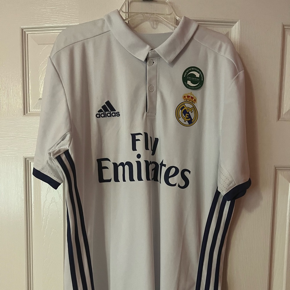 Adidas Fly Emirates Mens Soccer/Football Jersey Size M NWT